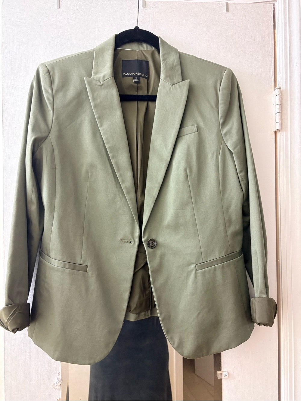 Banana Republic Woman’s Olive Blazer - Single-Button Tailored Sport Coat
